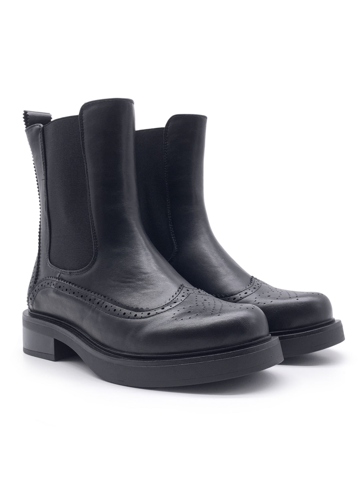 ARYNA - Stivaletti beatles in ecopelle con impunture