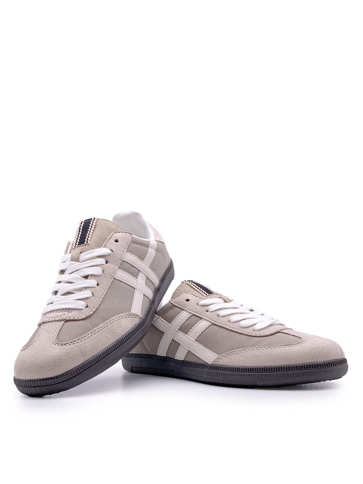 MARION - Sneakers in camoscio con stringhe